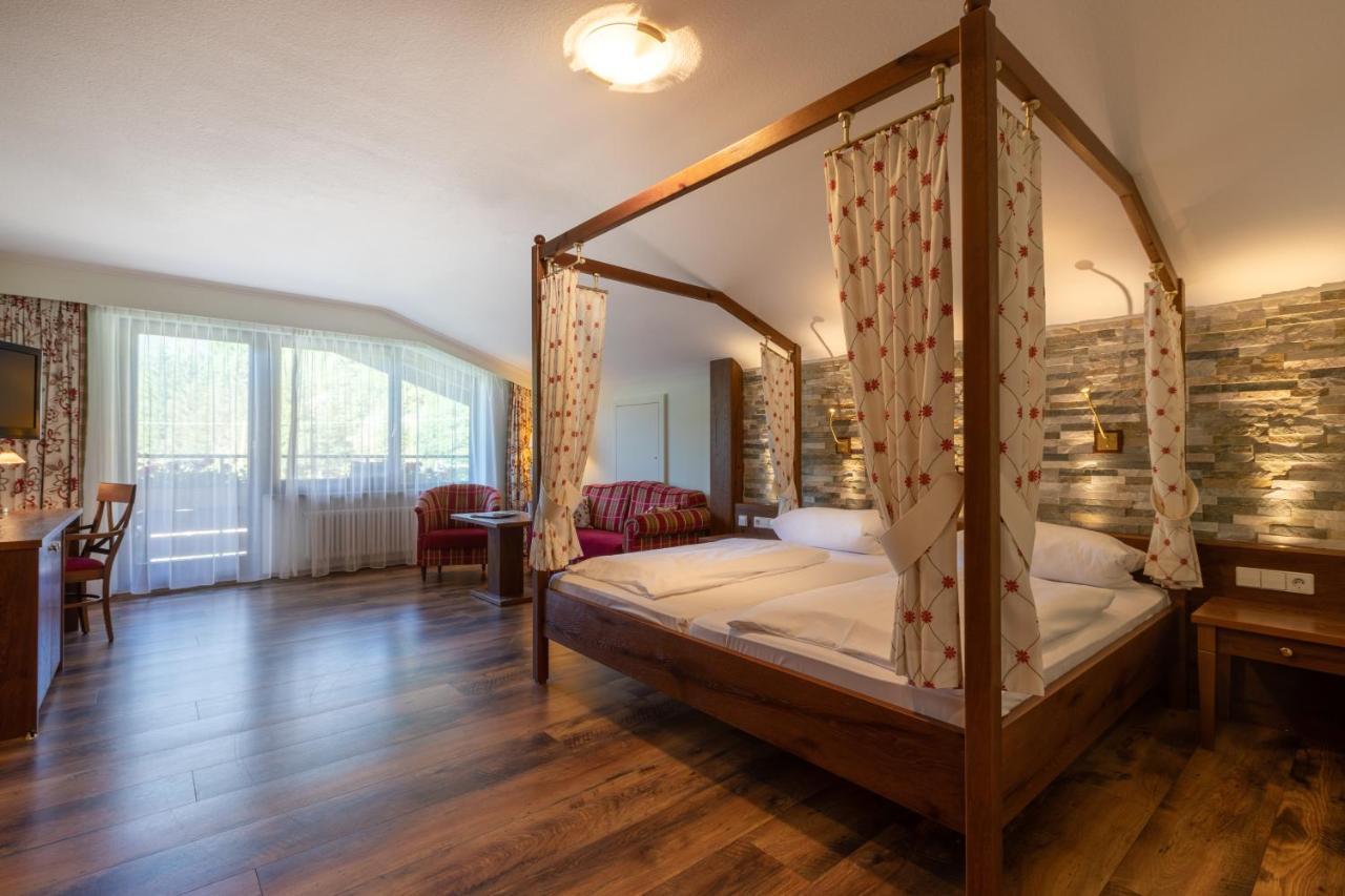 Sackmann Wanderhotel Baiersbronn Exterior photo